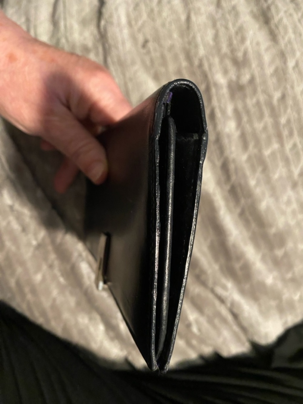 Gucci Black Leather Wallet with Silver Hardware - Picture 11 of 15
